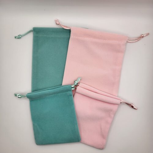Velvet cadeauzakje met trekkoordje